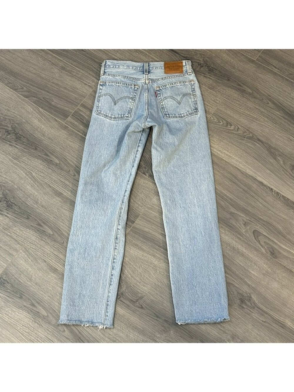 Levi's Premium Wedgie Straight Jeans Womens 24 Blue High Rise Raw Hem Button Fly